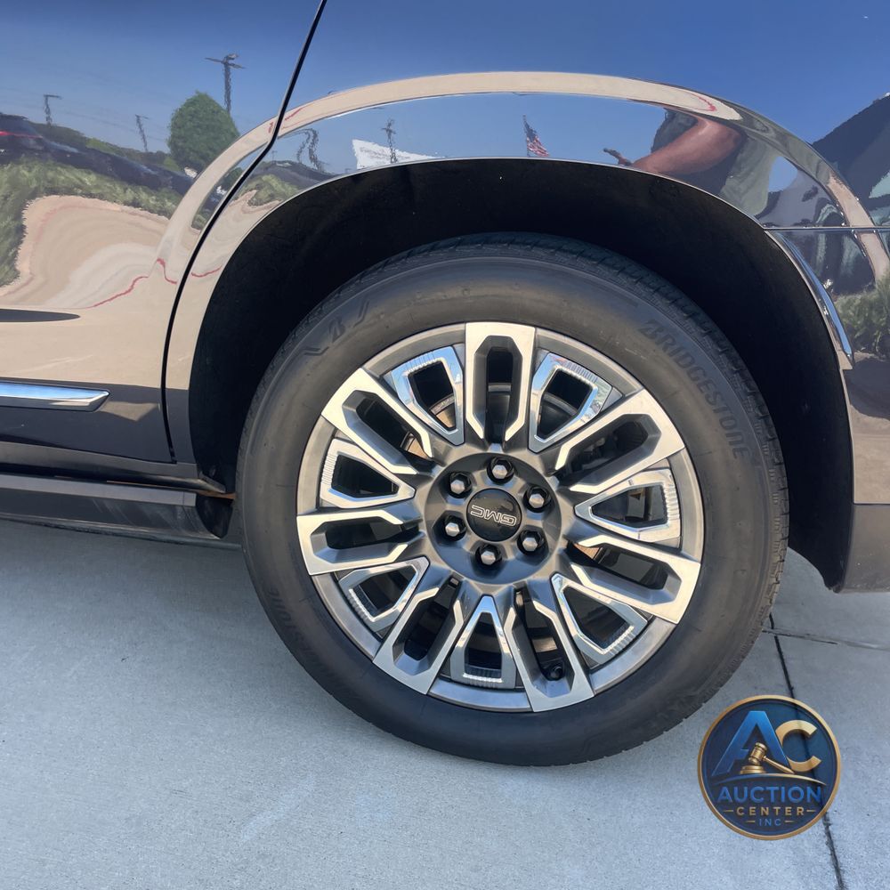 2023 GMC Yukon Denali Ultimate