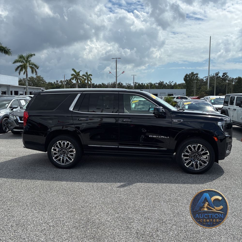 2023 GMC Yukon Denali Ultimate