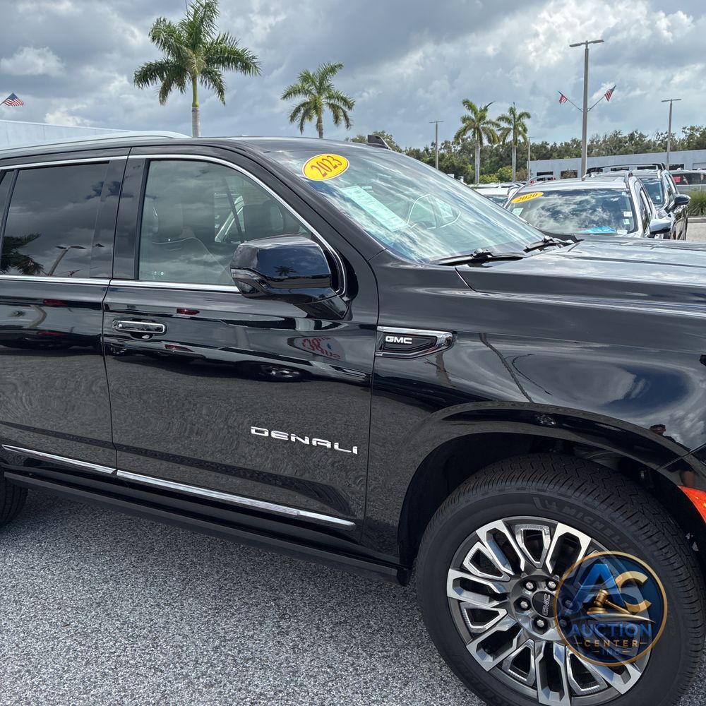 2023 GMC Yukon Denali Ultimate