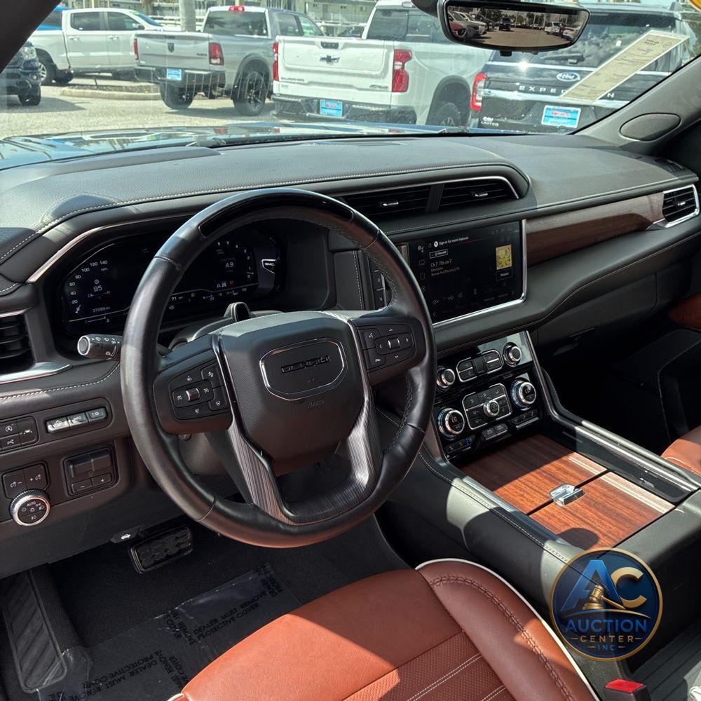 2023 GMC Yukon Denali Ultimate