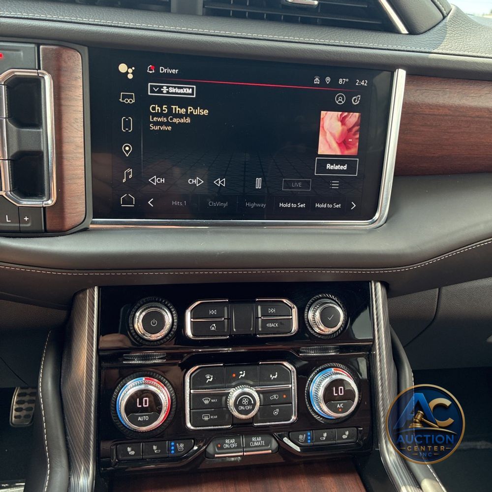 2023 GMC Yukon Denali Ultimate