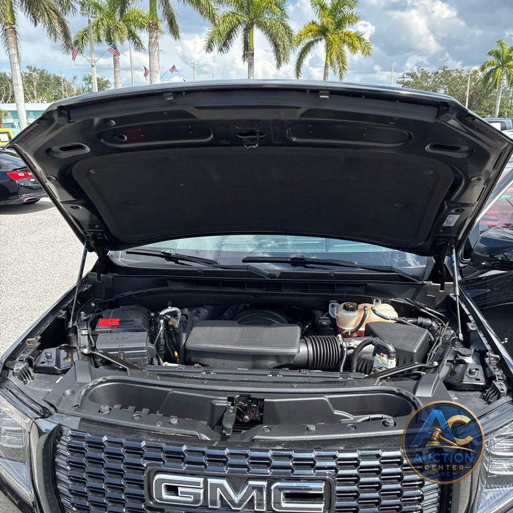 2023 GMC Yukon Denali Ultimate