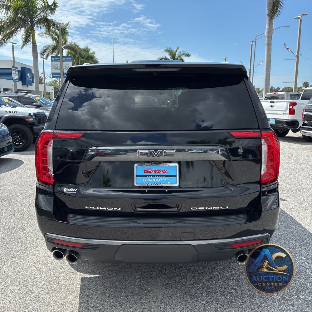 2023 GMC Yukon Denali Ultimate