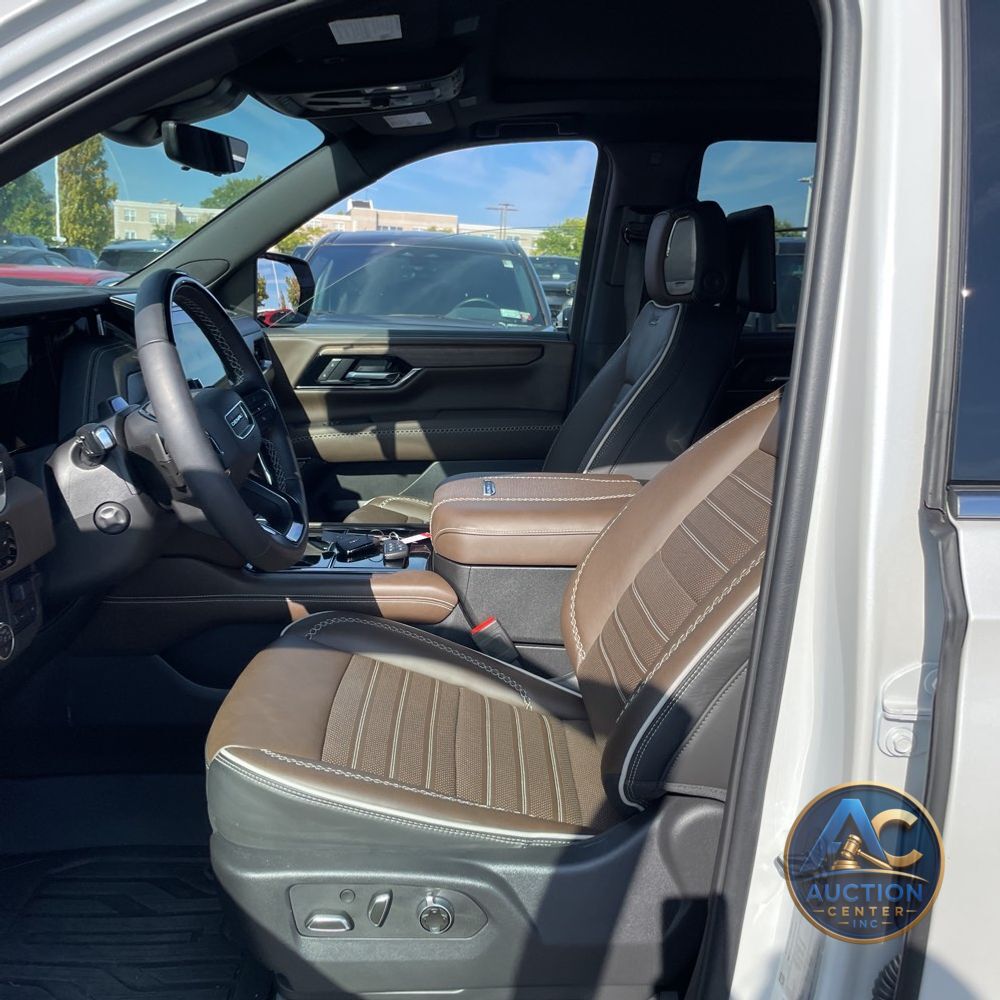 2025 GMC Yukon Denali Ultimate