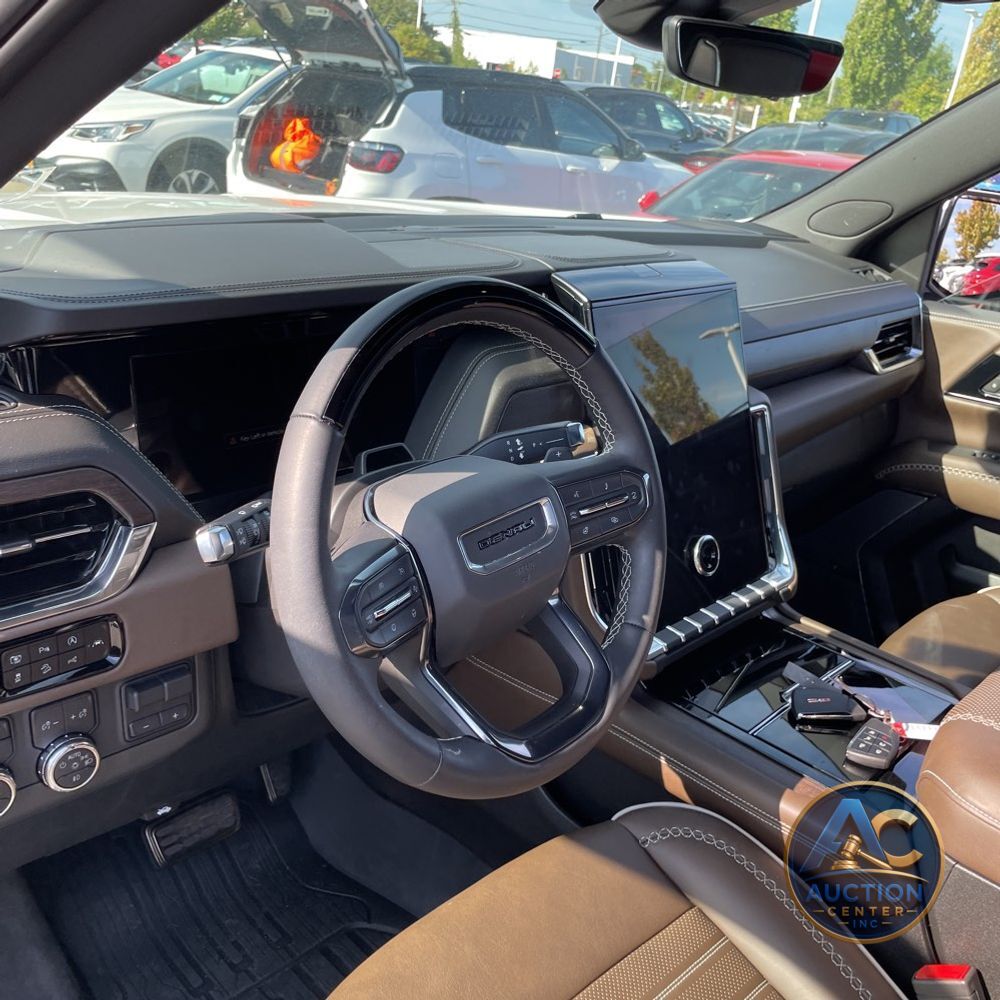 2025 GMC Yukon Denali Ultimate