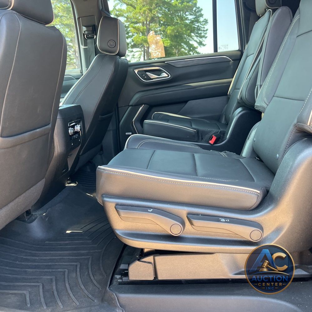 2023 GMC Yukon XL SLT