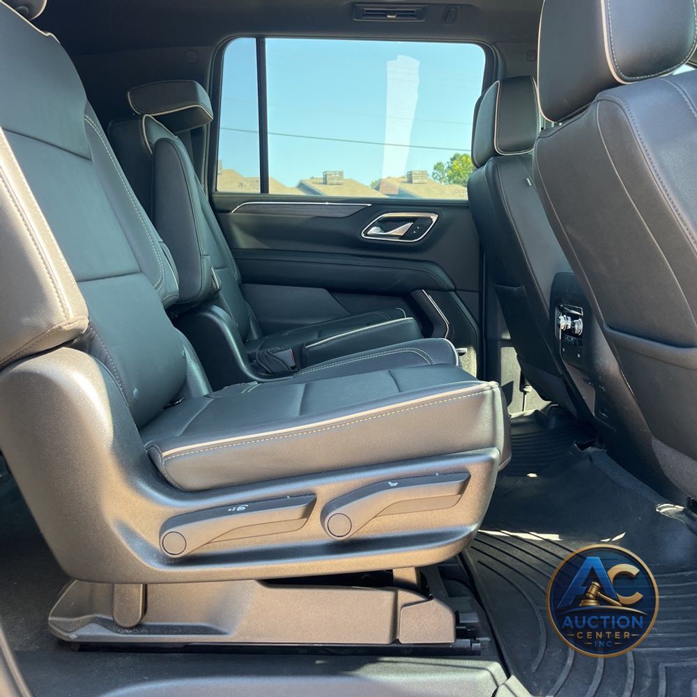 2023 GMC Yukon XL SLT