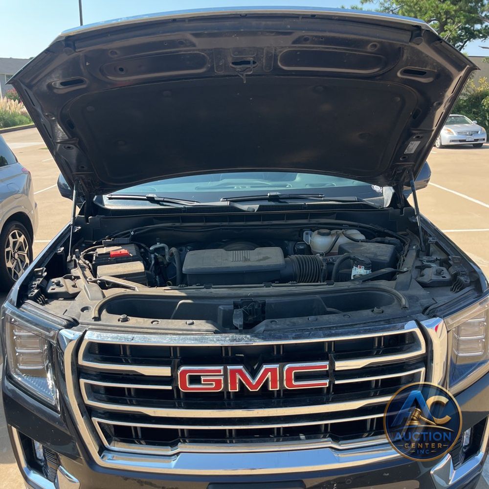 2023 GMC Yukon XL SLT
