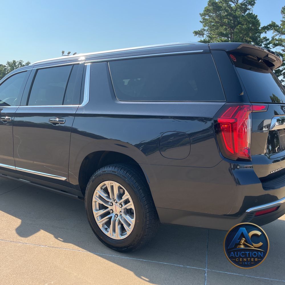 2023 GMC Yukon XL SLT