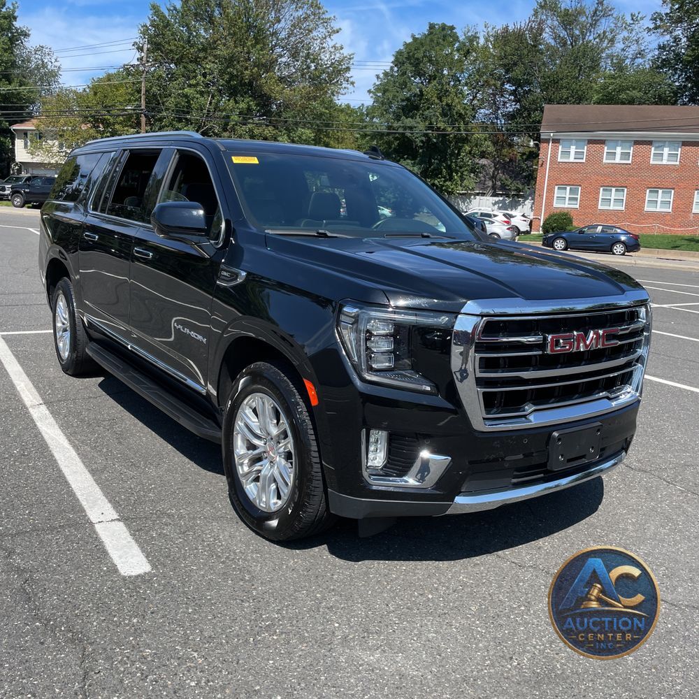 2023 GMC Yukon XL SLT