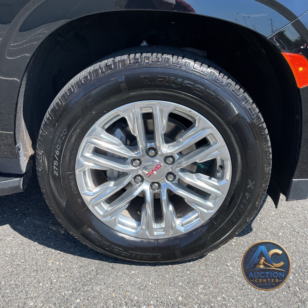 2023 GMC Yukon XL SLT