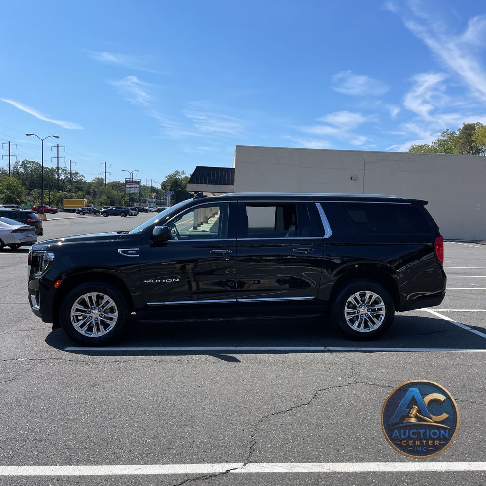 2023 GMC Yukon XL SLT