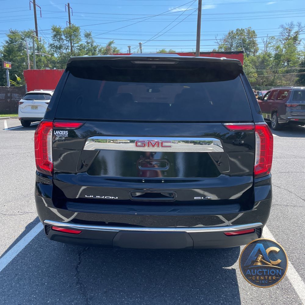 2023 GMC Yukon XL SLT