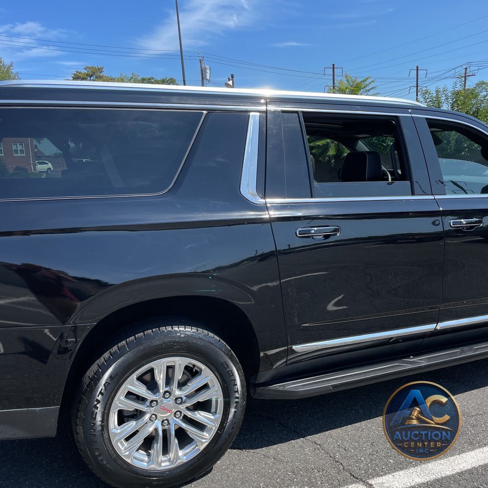 2023 GMC Yukon XL SLT