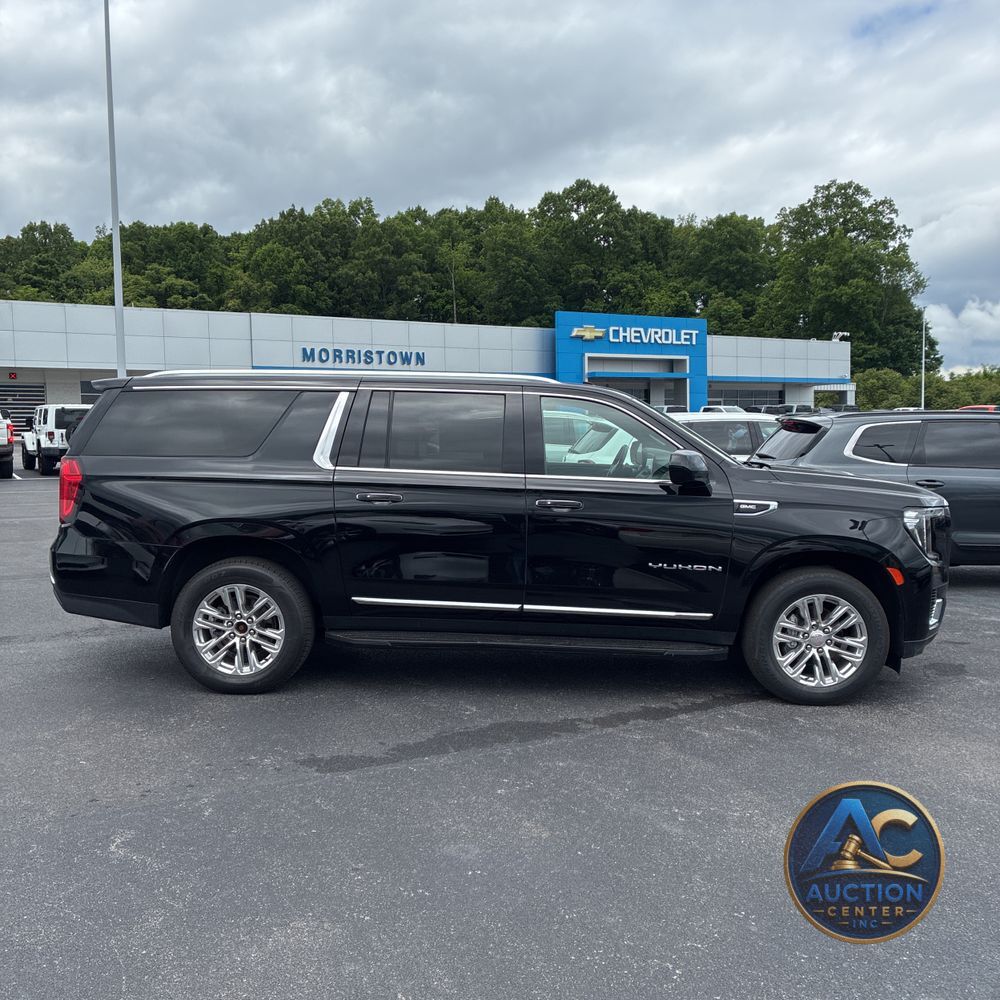 2023 GMC Yukon XL SLT