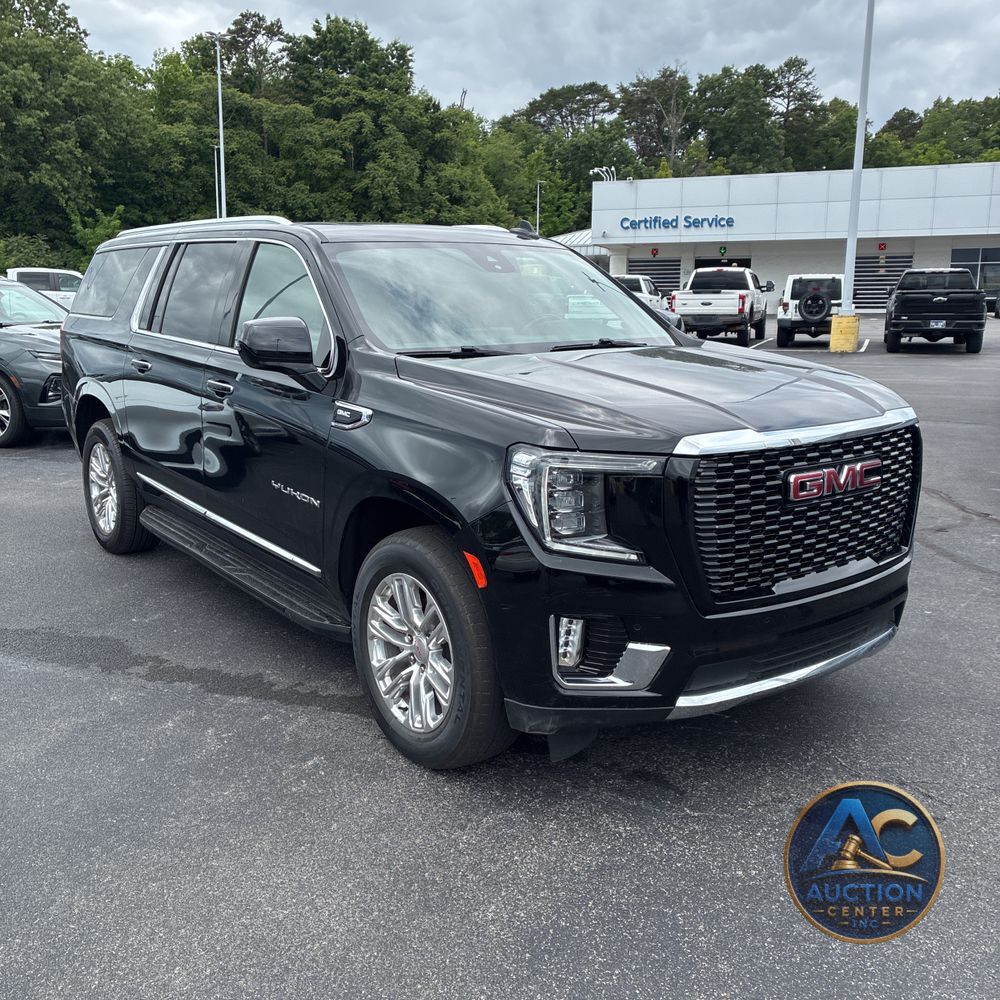 2023 GMC Yukon XL SLT