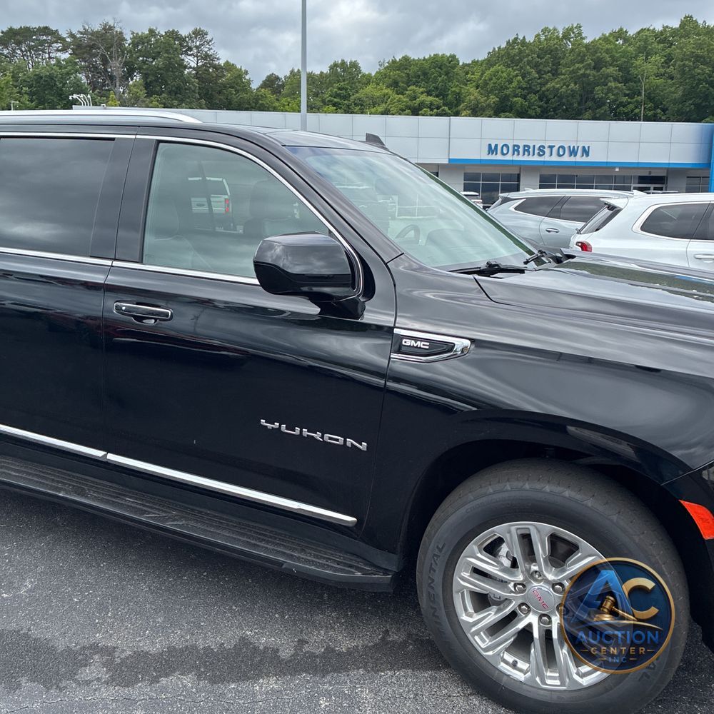 2023 GMC Yukon XL SLT