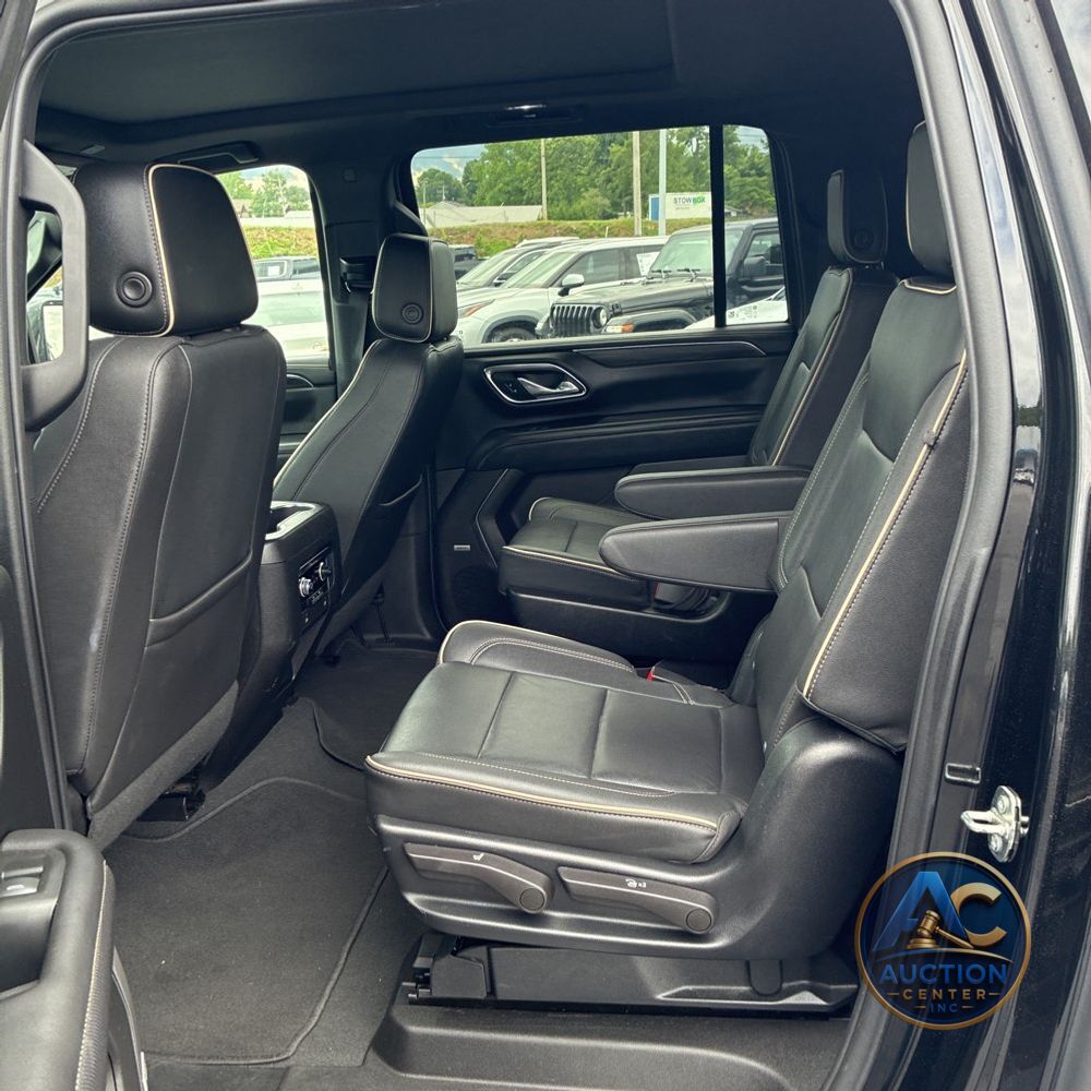 2023 GMC Yukon XL SLT