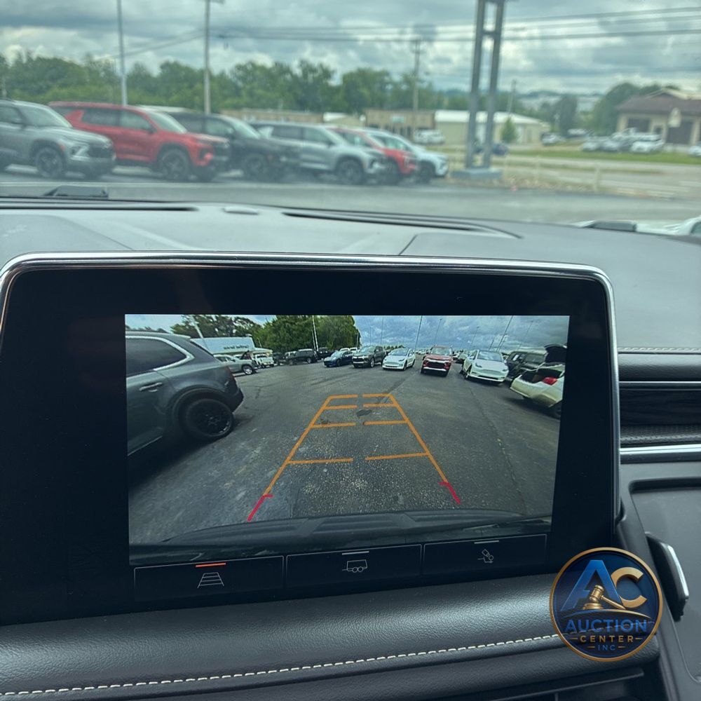 2023 GMC Yukon XL SLT