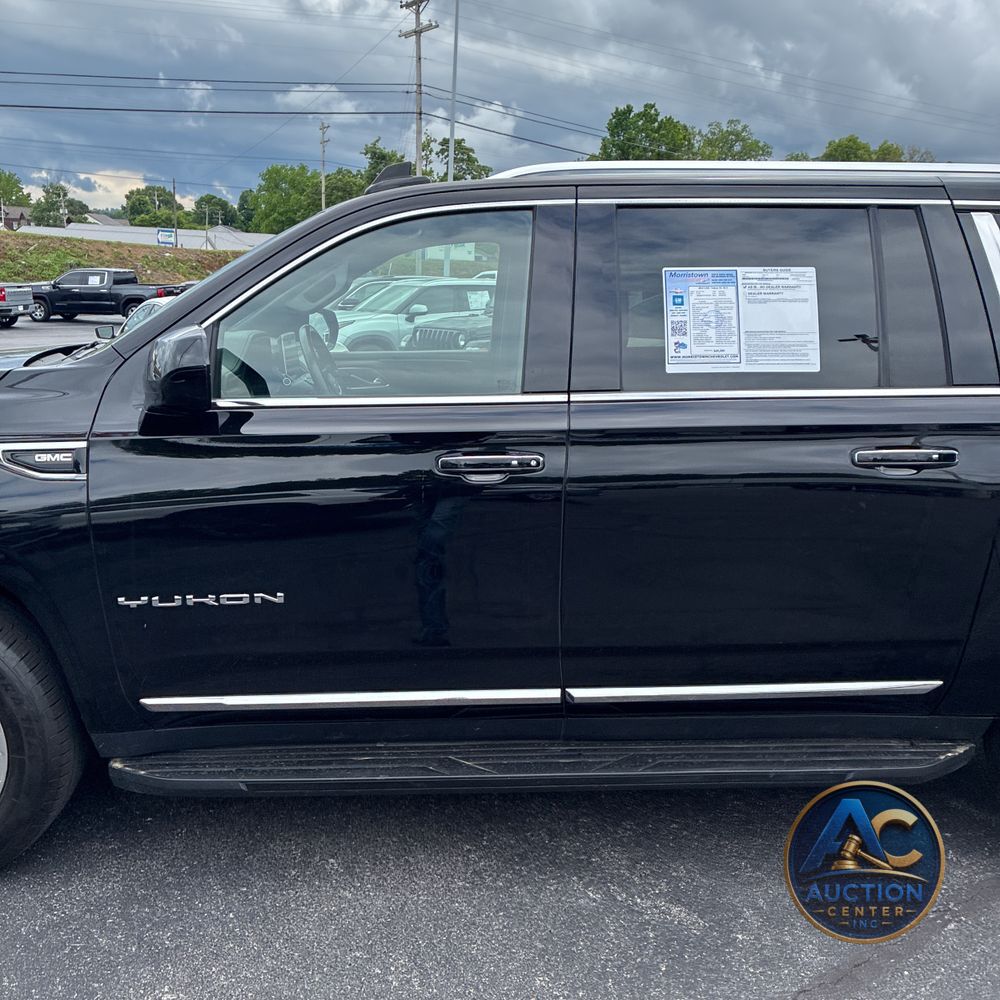 2023 GMC Yukon XL SLT