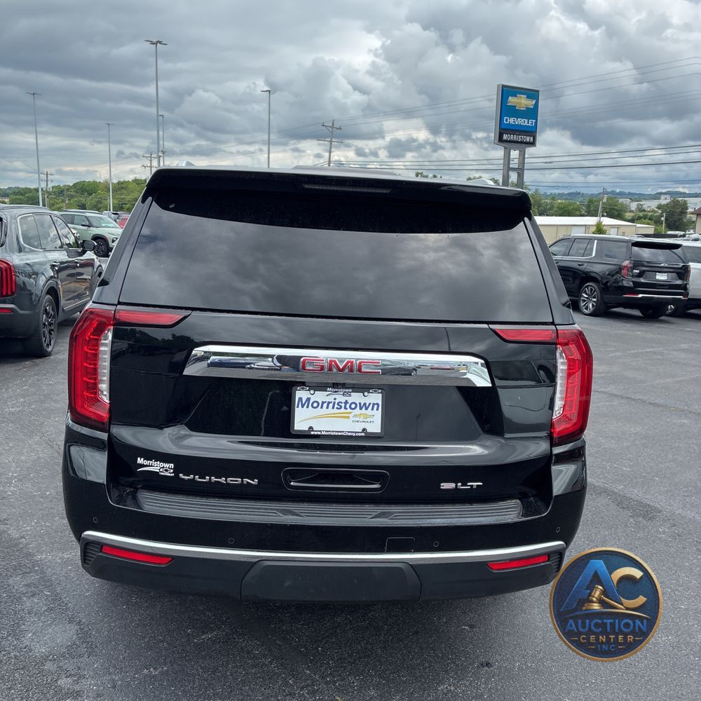 2023 GMC Yukon XL SLT
