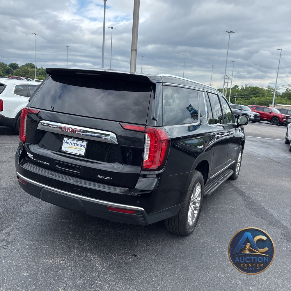 2023 GMC Yukon XL SLT