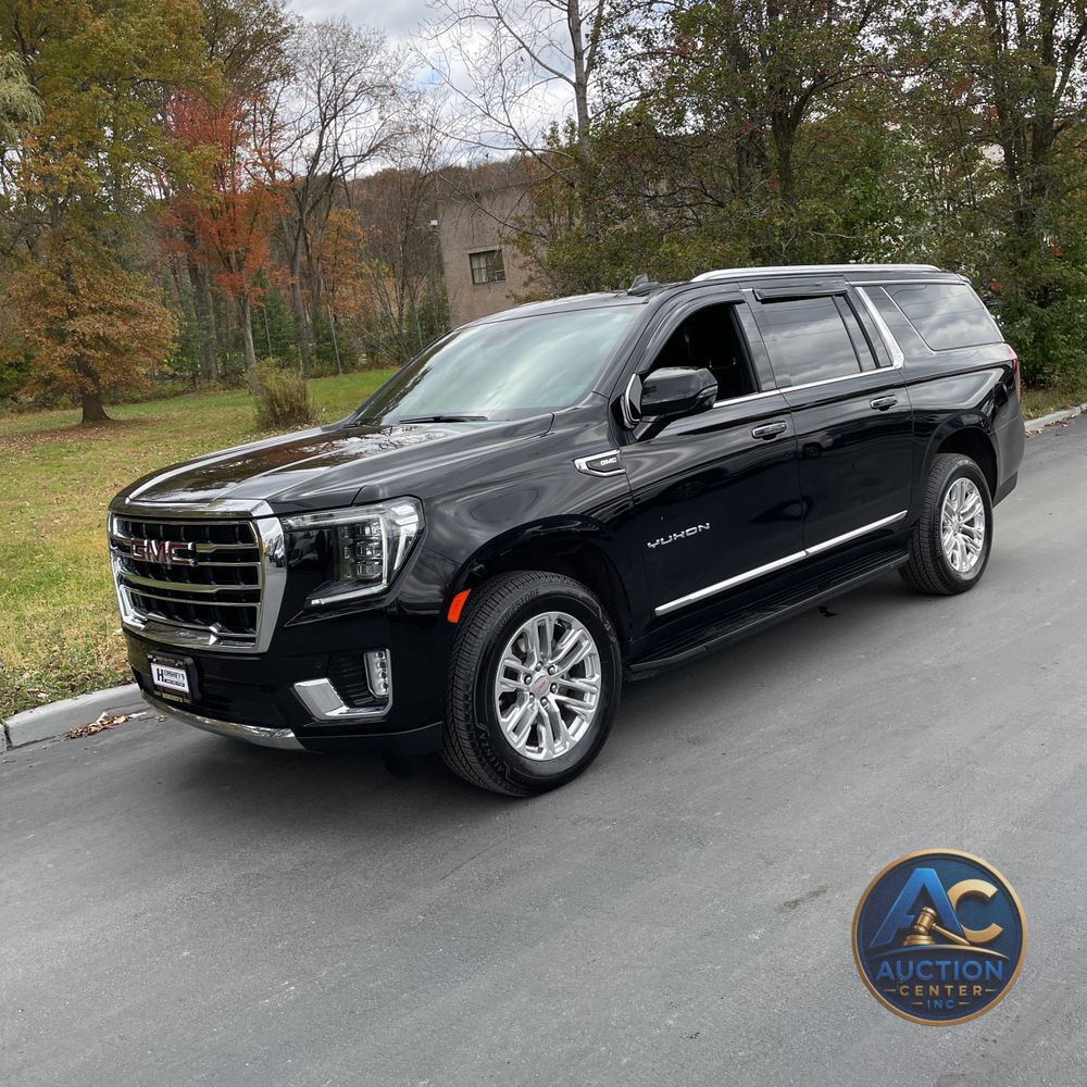2023 GMC Yukon XL SLT