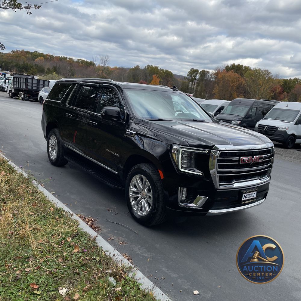 2023 GMC Yukon XL SLT