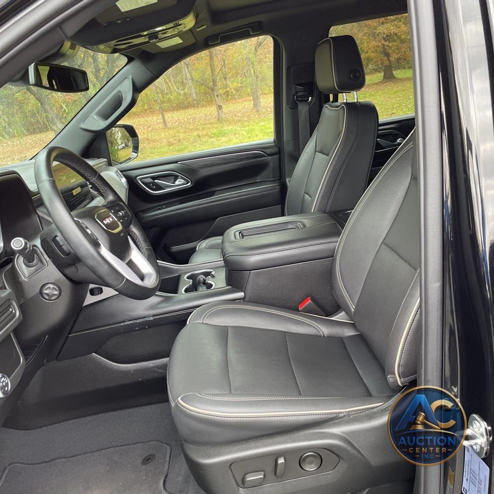 2023 GMC Yukon XL SLT