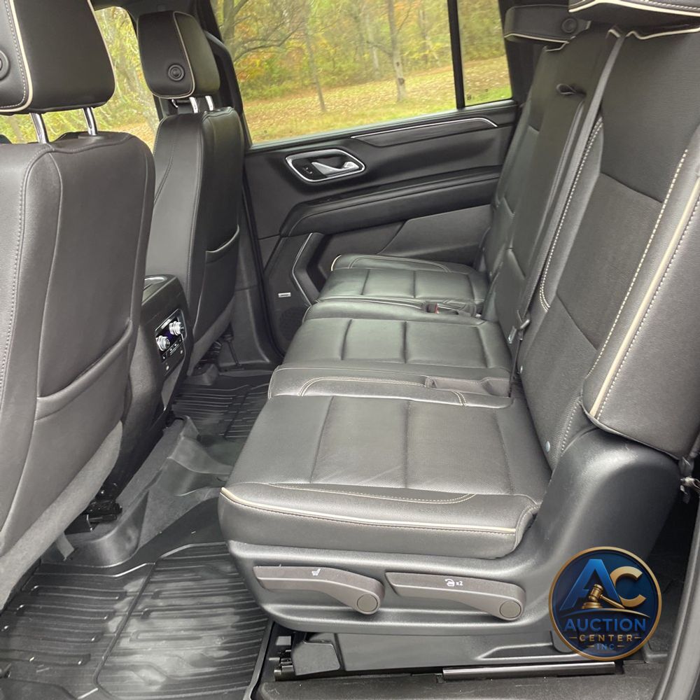 2023 GMC Yukon XL SLT