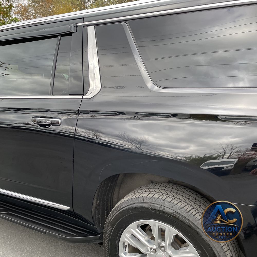 2023 GMC Yukon XL SLT