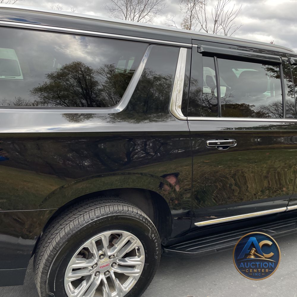 2023 GMC Yukon XL SLT