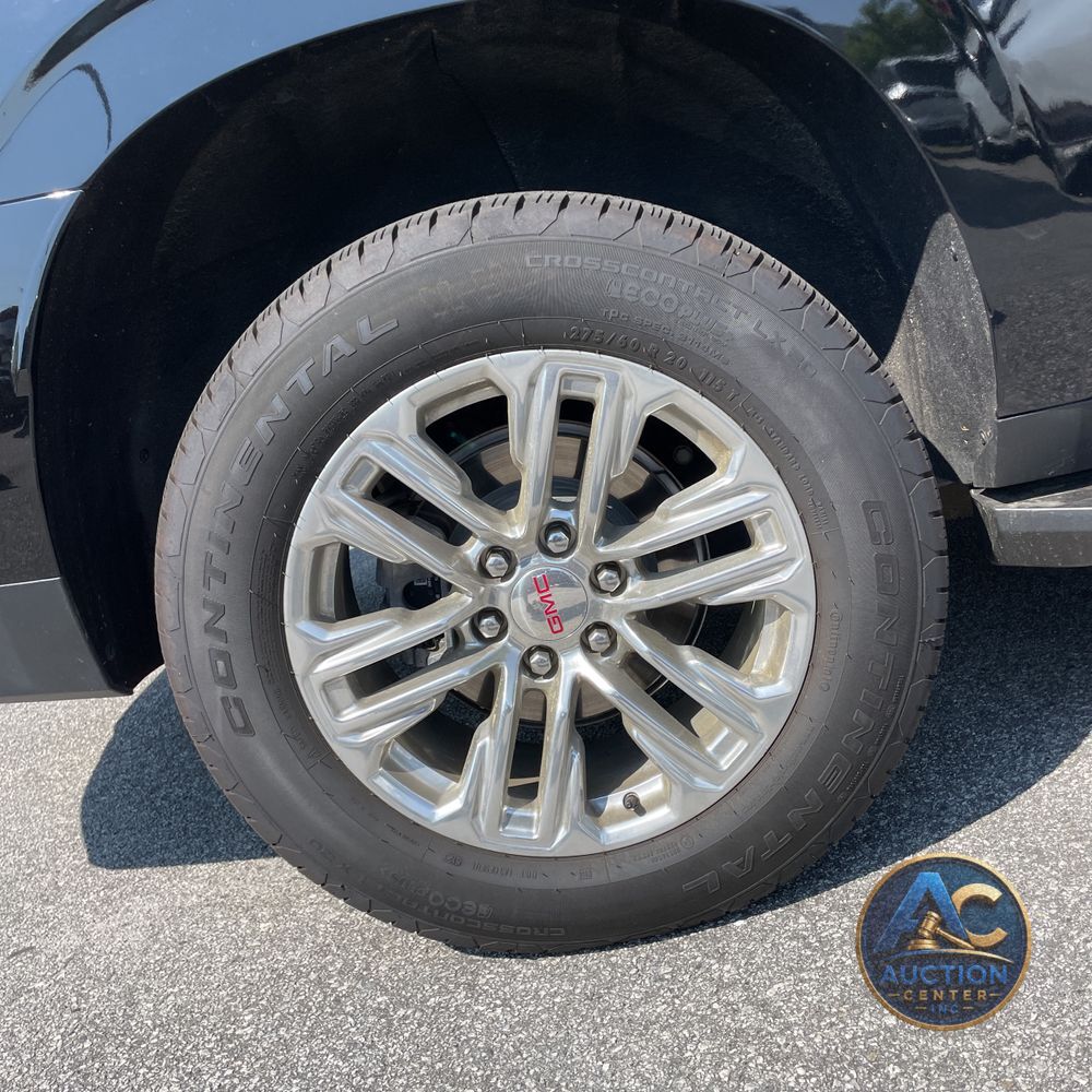 2024 GMC Yukon XL SLT