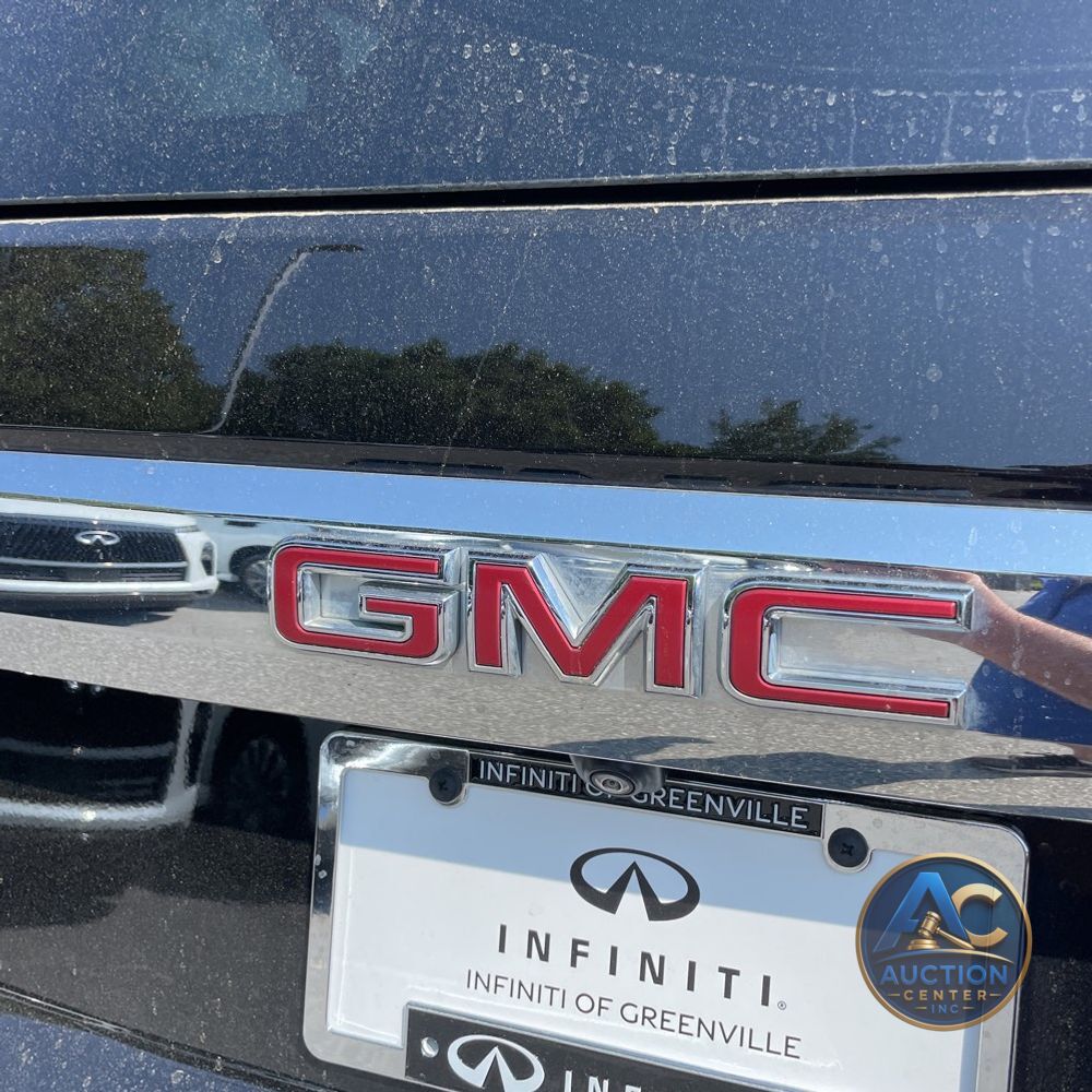 2024 GMC Yukon XL SLT