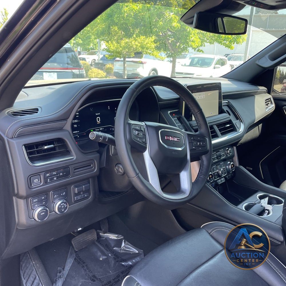 2024 GMC Yukon XL SLT