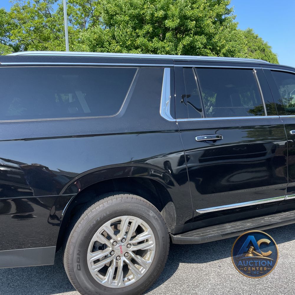 2024 GMC Yukon XL SLT