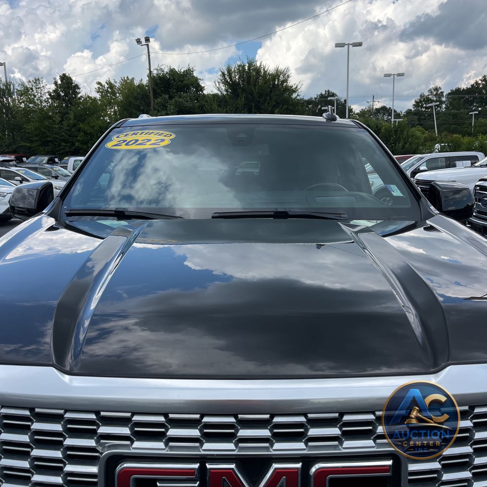 2022 GMC Yukon XL Denali