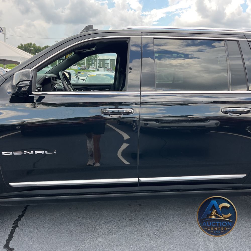 2022 GMC Yukon XL Denali