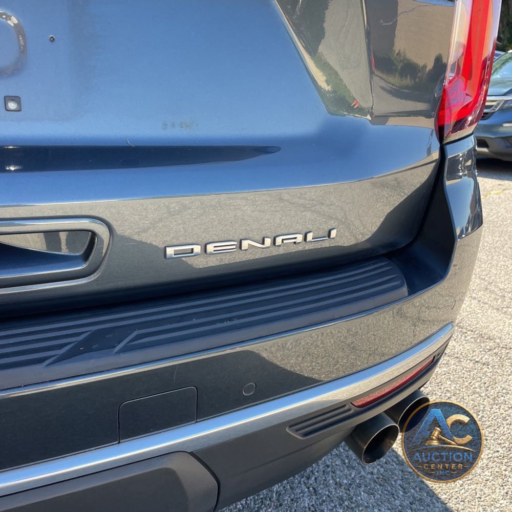 2021 GMC Yukon XL Denali
