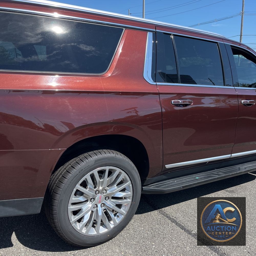 2023 GMC Yukon XL Denali