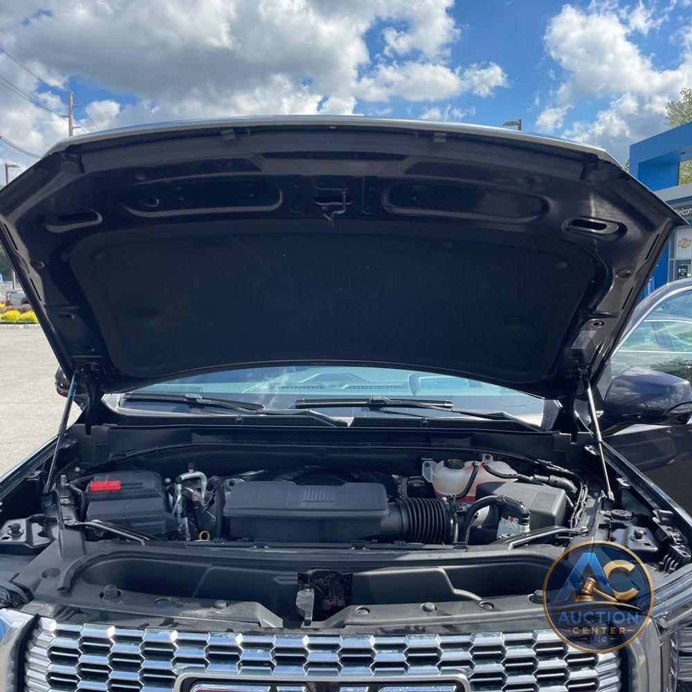 2024 GMC Yukon XL Denali