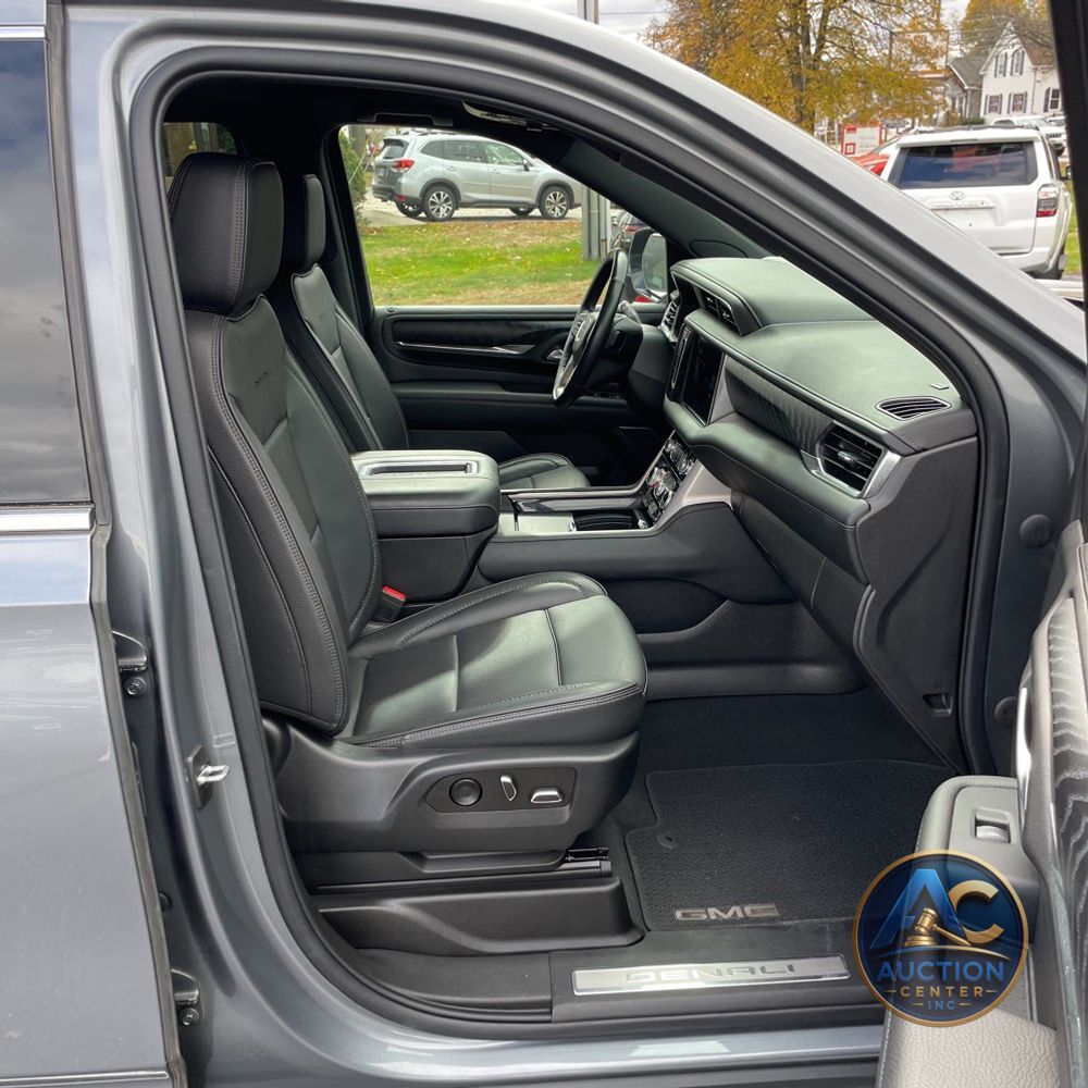2022 GMC Yukon XL Denali