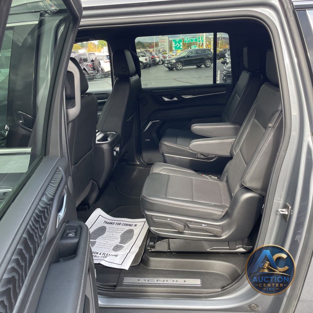 2022 GMC Yukon XL Denali