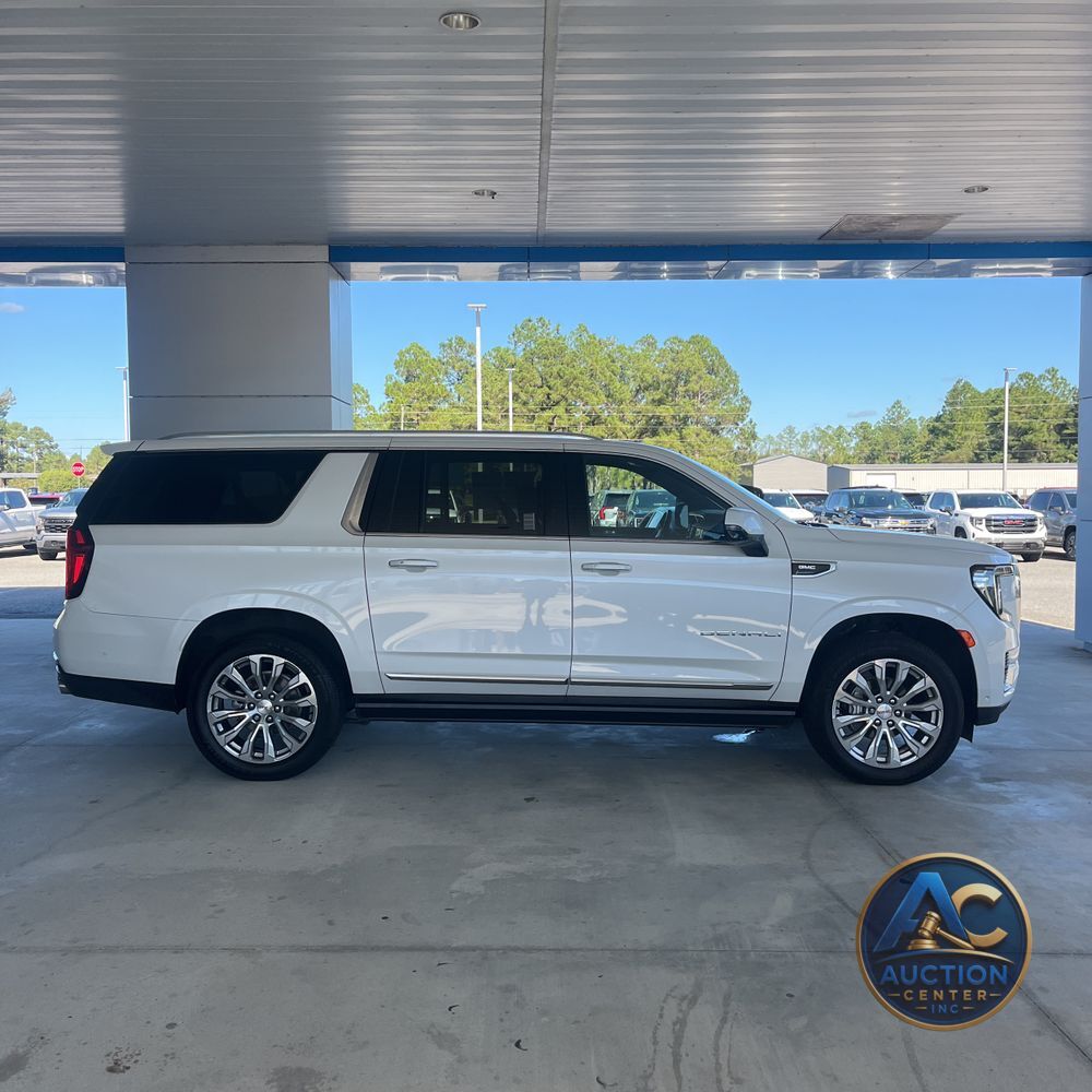 2023 GMC Yukon XL Denali