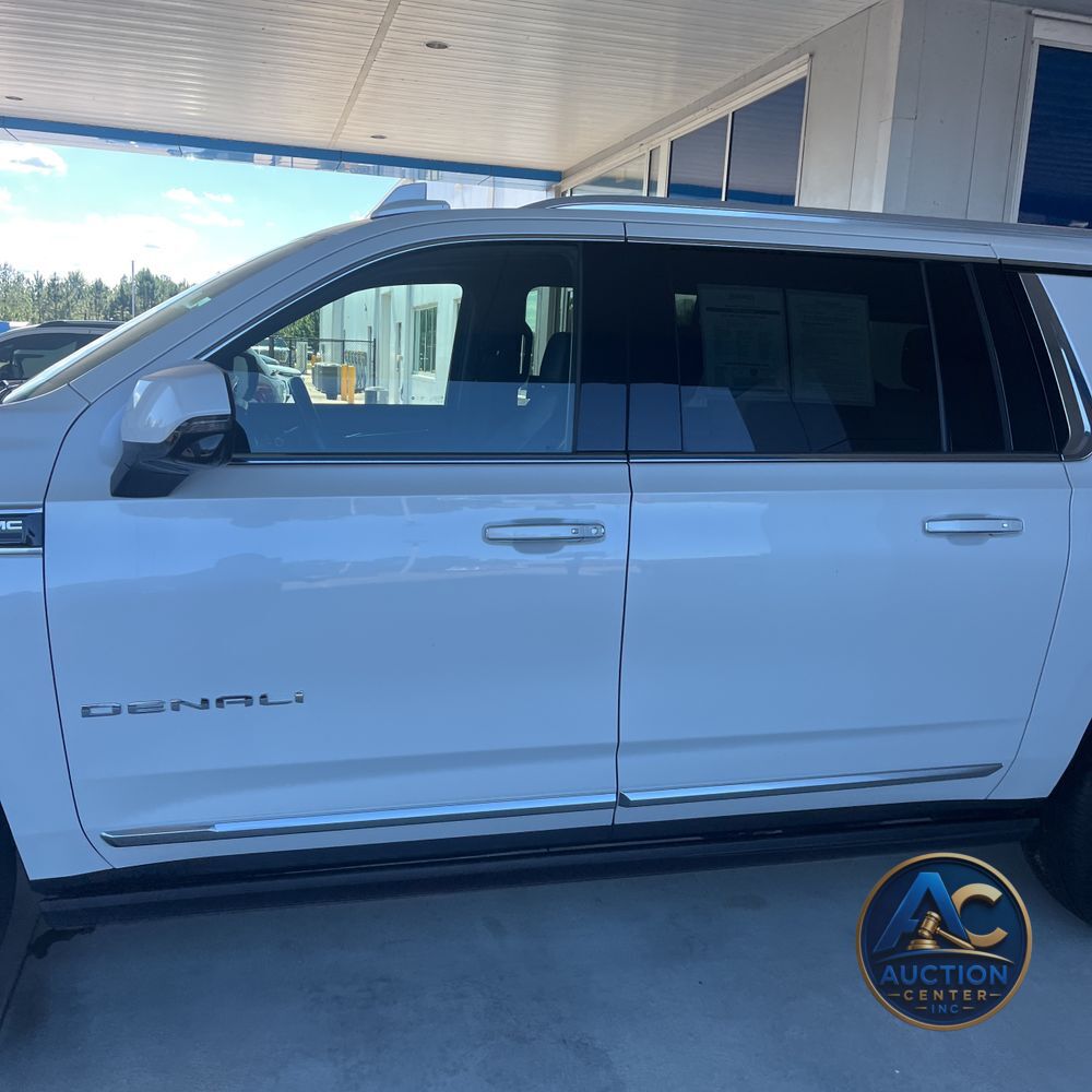 2023 GMC Yukon XL Denali