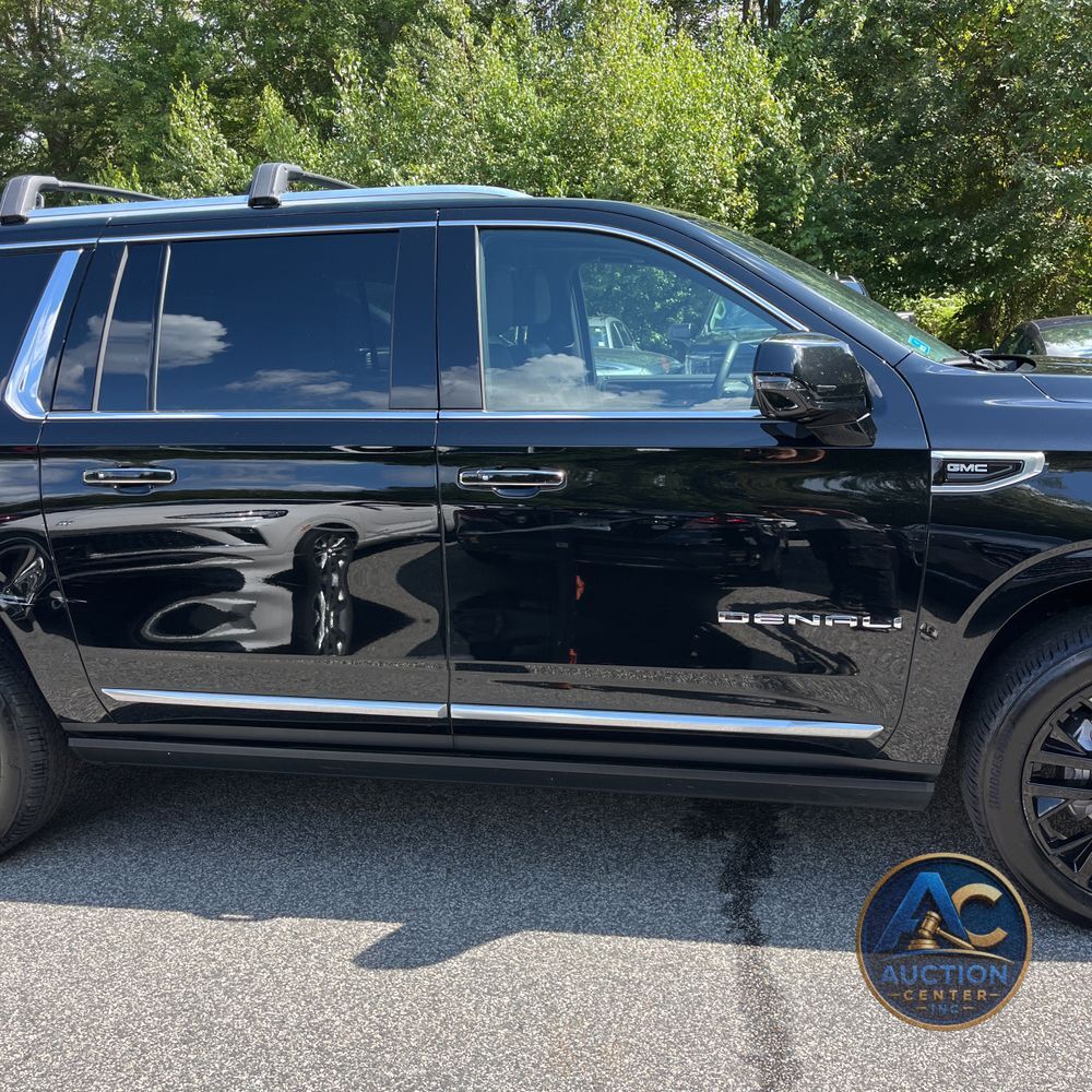 2023 GMC Yukon XL Denali