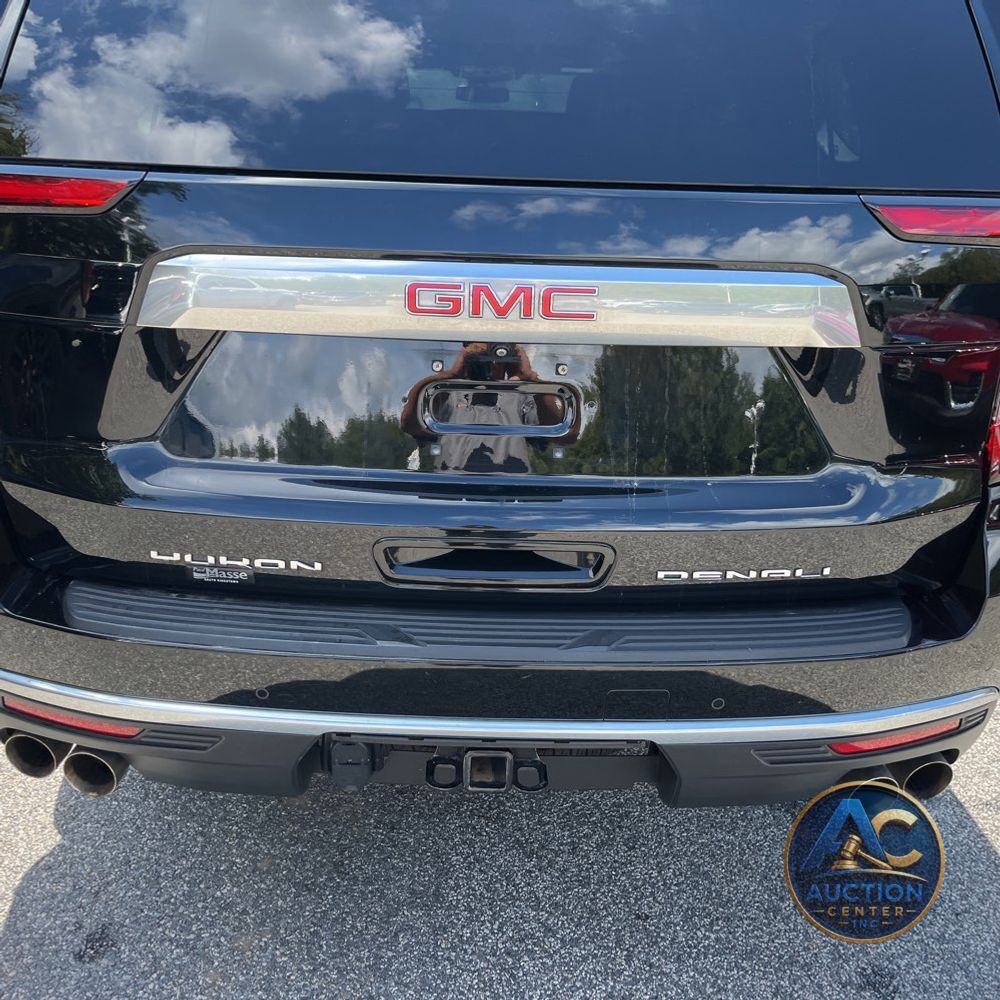 2023 GMC Yukon XL Denali