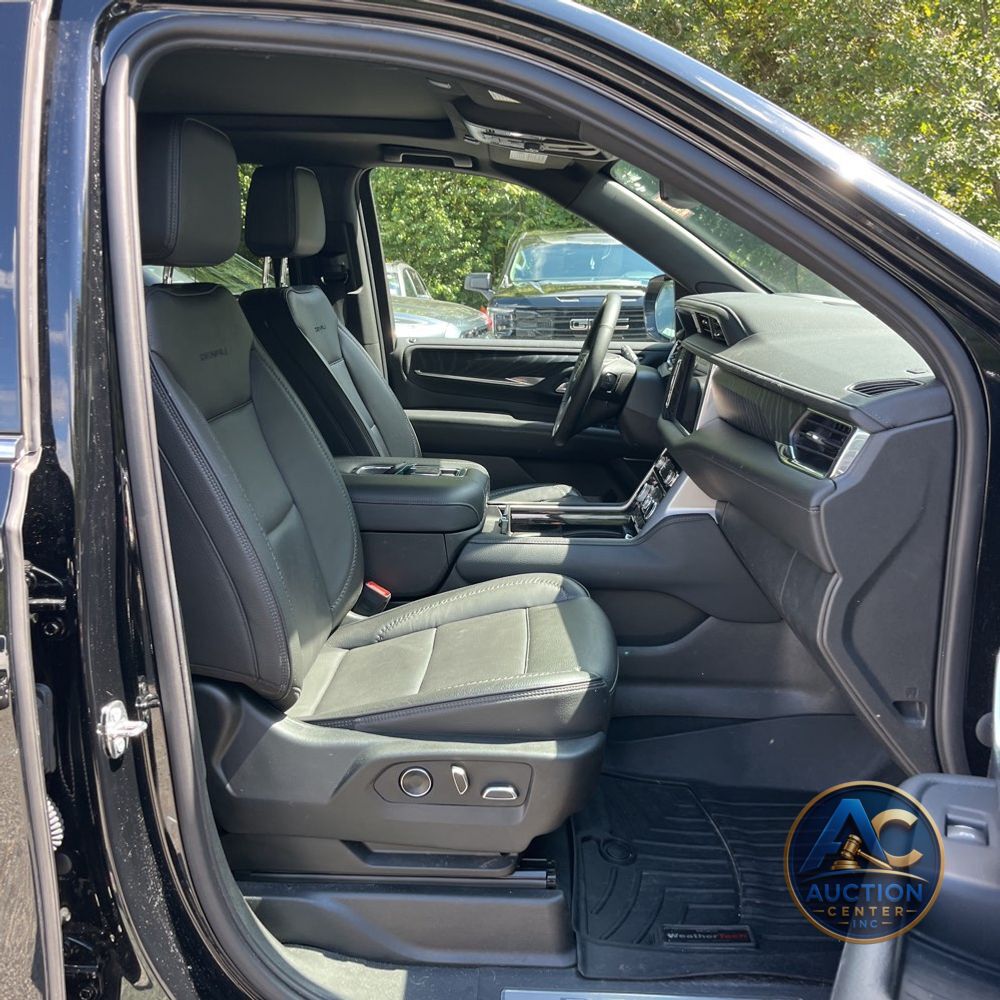 2023 GMC Yukon XL Denali
