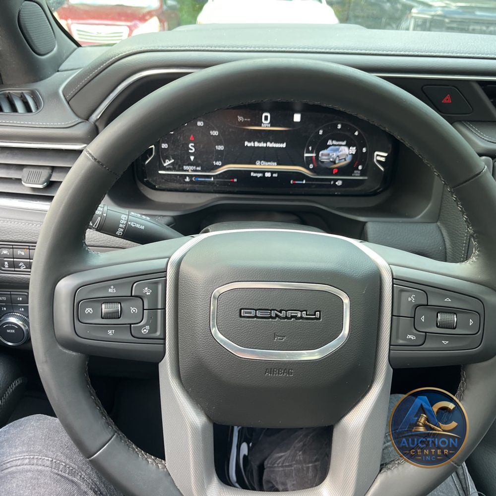2023 GMC Yukon XL Denali
