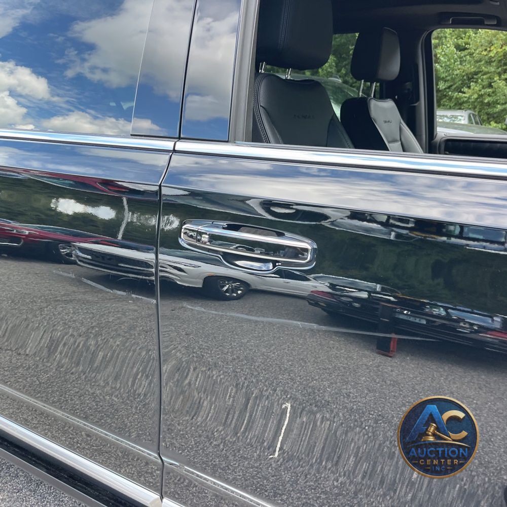 2023 GMC Yukon XL Denali
